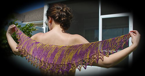Tory_scarf_green-purple002_vig_medium