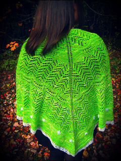 Queensmirrorshawl8_small2