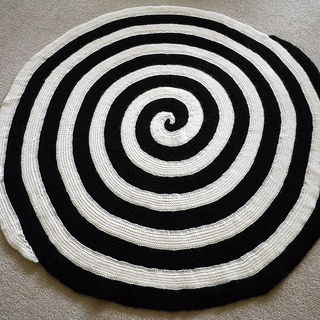 Post0370_spiral_small2