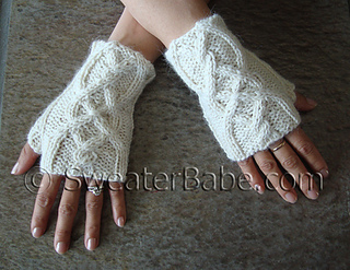 Cabled_fingerless_gloves2_500_small2