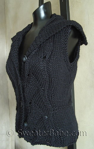 Lace_inset_vest_side_500_medium