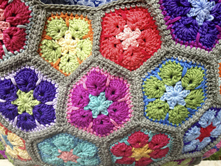African_flower_bag_8900_small2