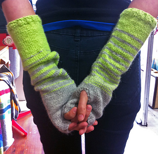 Dream-mitts-1_small2