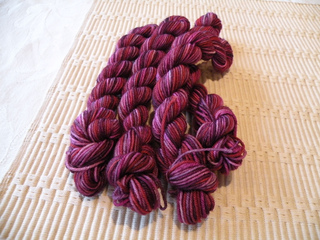 Kg-sock-b-love-heart_small2