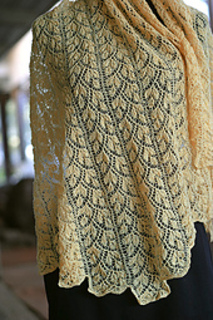 Rosetrellisshawl_avacoleman_small2