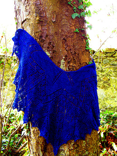 Ladyoftheleaf1-8_small2