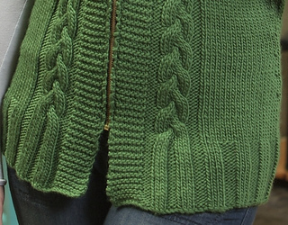 Annie_hooded_vest_-_craftsy_5_small2