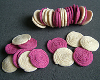 Backgammon_pieces_small2