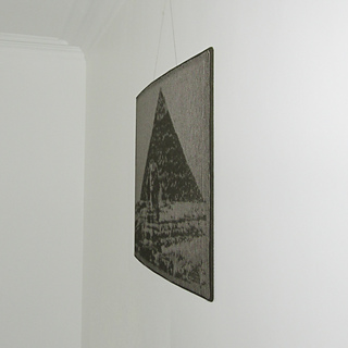 Pyramid_01_square_small2