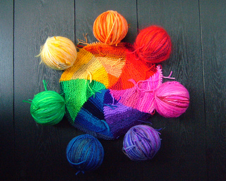Centre_and_balls_800_small2