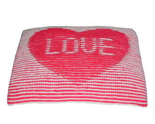 Ravelry: Illusion Love Cushion pattern by Steve Plummer