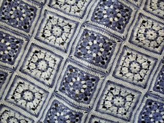 Flower_square_blanket_2_small2