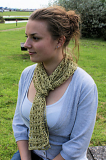 Cross_stitch_scarf_3_small2
