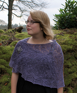 Denise_shawl_3_small2