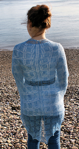 Garden_party_shawl_1_medium