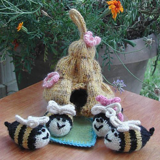 Mlbees_small2