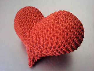 Ravelry: Asymmetrical puffy heart pattern by Celia