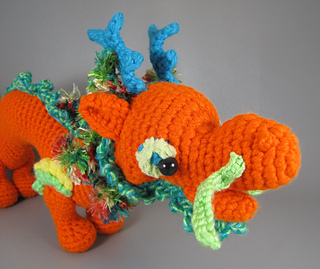 Drgn_head_top_small2