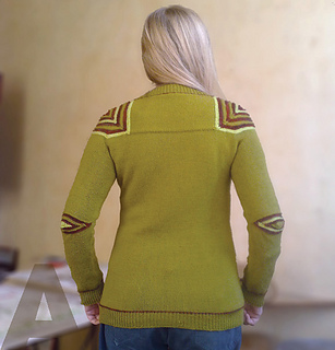 Green_amande_back_small2