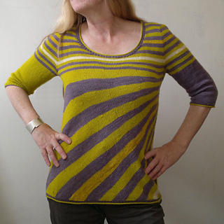 Crazy_stripes_tee_mod_4_small2