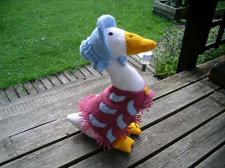 Ravelry: Jemima Puddleduck pattern by Alan Dart