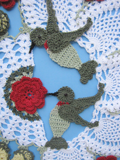 Hummingbird_doily_2_small2