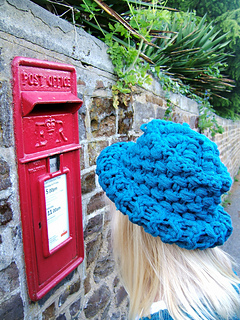 Honeycomb_brimmed_hat_small2