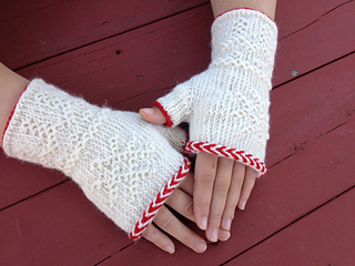 Twined_mitts__small2