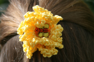 Small_yellow_butterfly_tie_small2