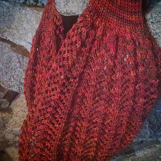 Ravelry: Arrowhead Lace Cowl pattern by Gretchen Tracy