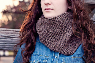 Long_cowl_wrapped__1024x683__small2