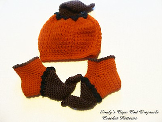 197_hat_booties_pumpkin_me_small2