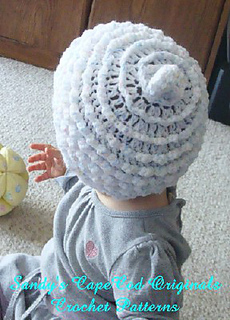 Cupcake_hat_back_small2