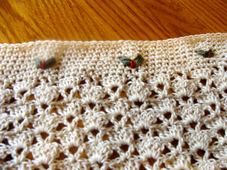 Holiday_table_runner_3_small2
