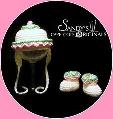 102a_hat_and_booties_small