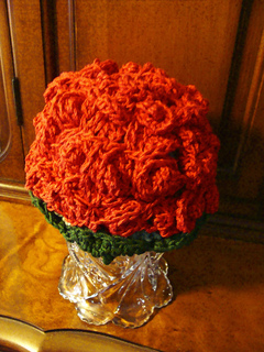 120_red_roses_hat_small2