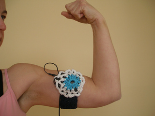Arm_mp3_muscle_flower_small2