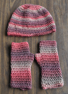 Minimo-crochetfingerless-hat_small2