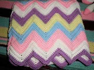 Ripple_crib_blanket_small2
