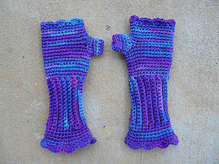 My_grape_fizz_victorian_texting_gloves_small2