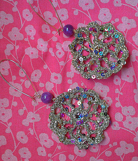 Motif_earrings_small2