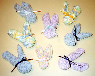 Baby_washcloth_bunnies_many_fix_crop_small2
