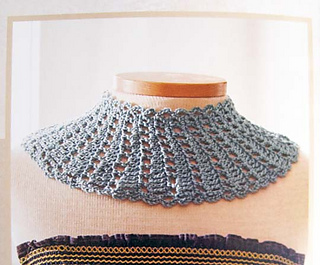 Pretty_little_collar_4_small2