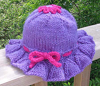 Bell_ruffle_hat_outside_small2