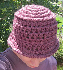Chunky_bucket_hat_plum_on_k_3_small