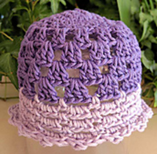 Pretty_little_baby_hat_lavender_1_res_small2