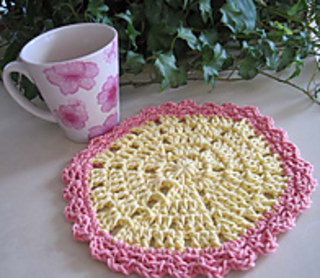 Wedgy_edgy_dishcloth_yellow_pink_res_small2