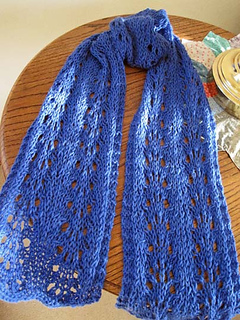 Wooly_wave_scarf_blue_1_small2
