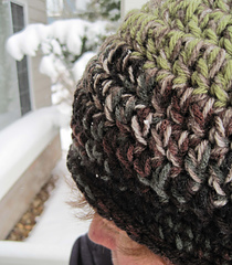 Double_double_hat_in_snow_closeup_small