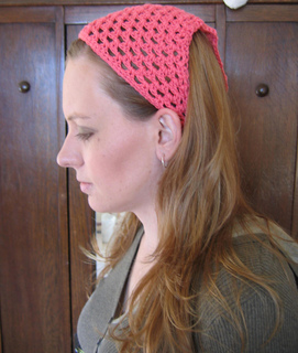 Kerchief_on_cecily_small2